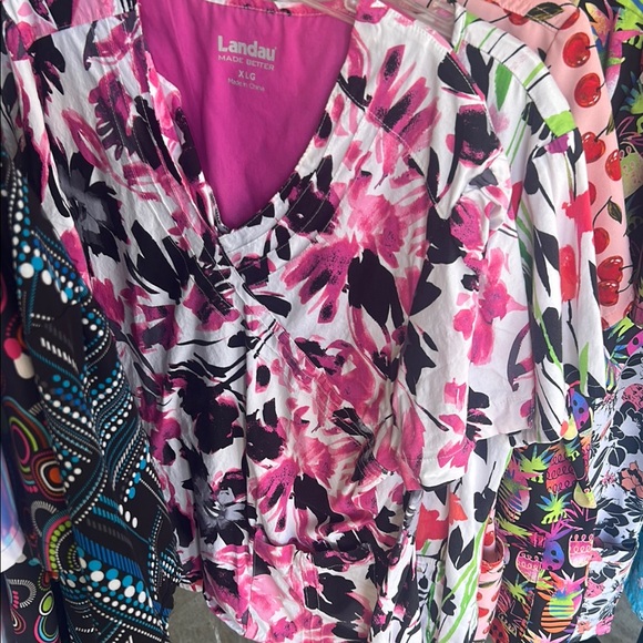 Colorful Patterned Scrub Collection - Picture 5 of 5